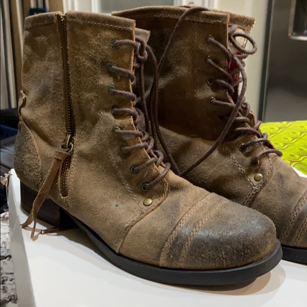 Brown Aldo boot